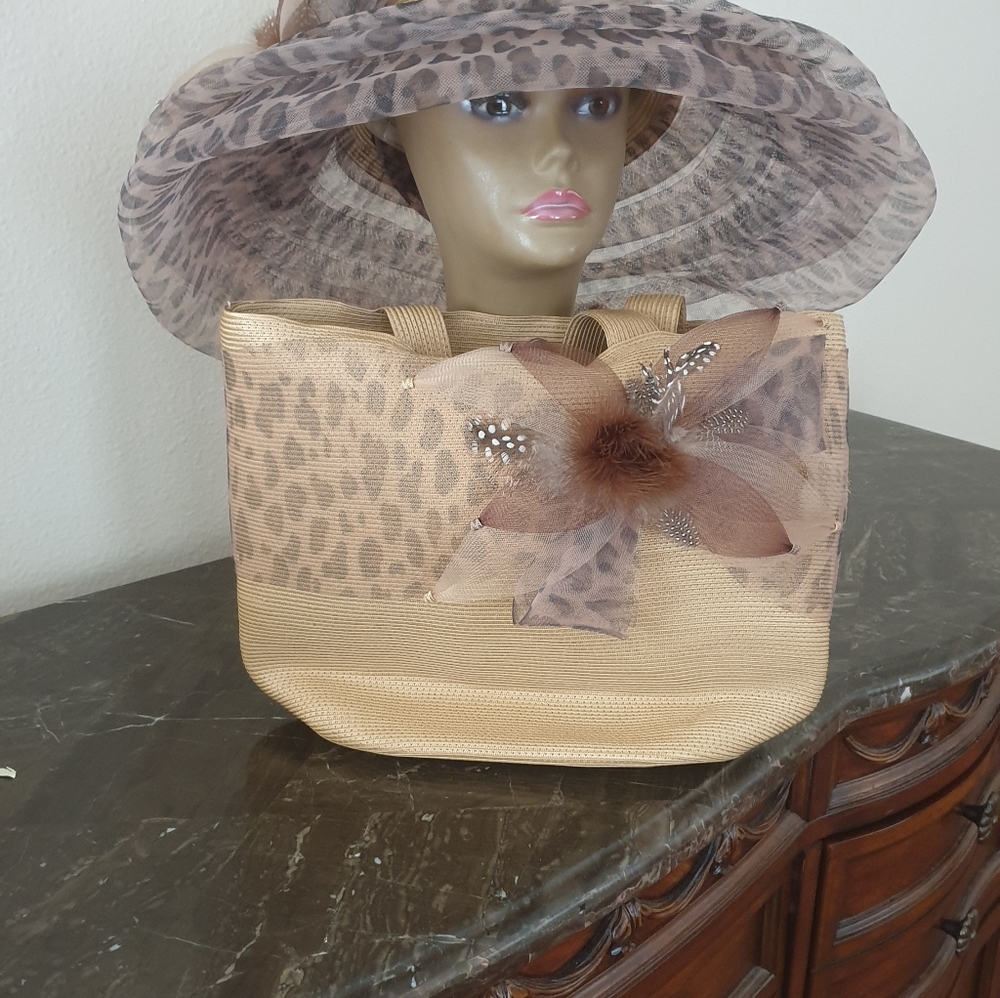 Beautiful Animal Print Hat & Hanbag.SOLD